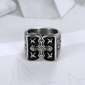 Vintage Cross Ring – Stainless Steel