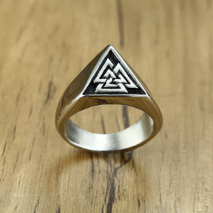 Triangle Valknut Ring – Stainless Steel