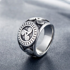 Triangle men’s titanium steel ring