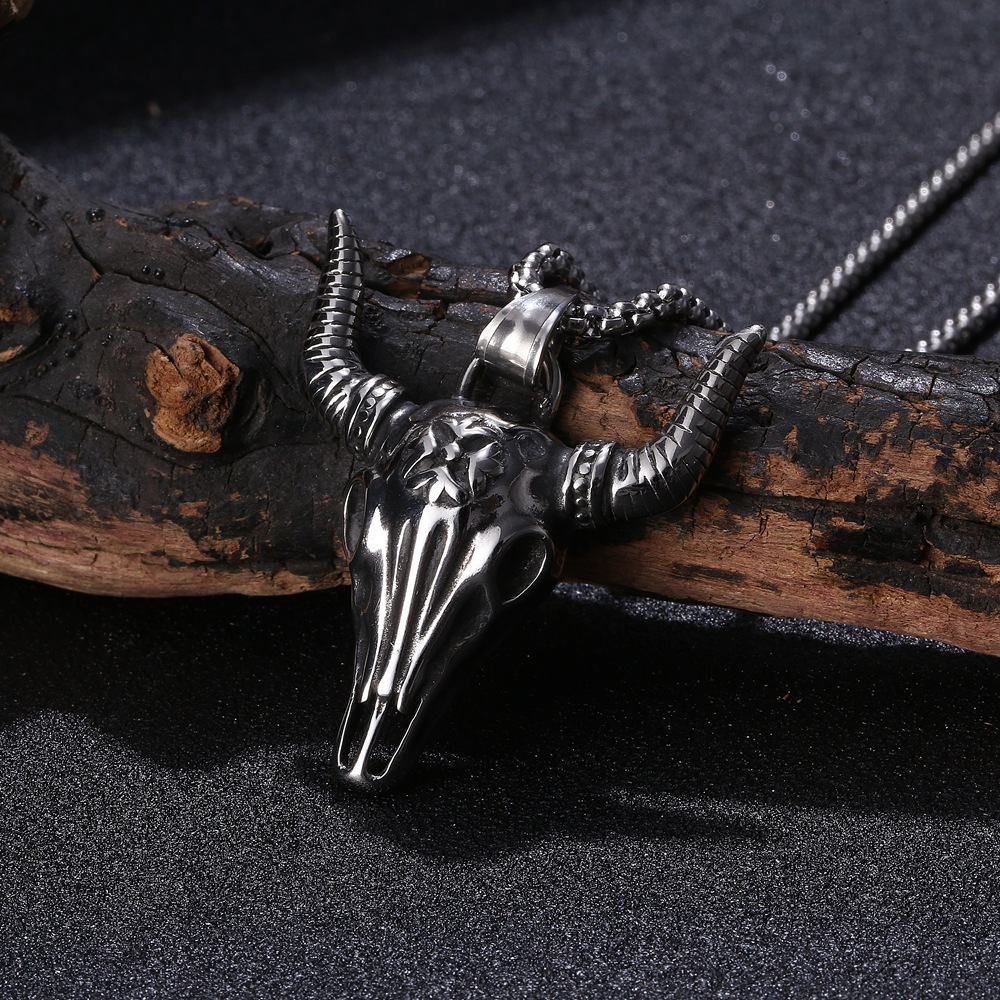 Personalized Retro Bull Head Titanium Steel Pendant Horn Necklace - Image 5
