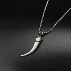 Rock Stitching Necklace Retro Personality Men’s Ivory Pendant Necklace