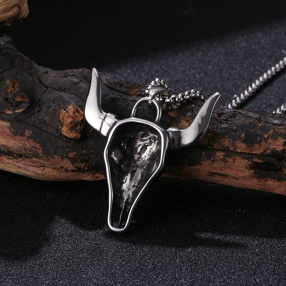 Personalized Retro Bull Head Titanium Steel Pendant Horn Necklace - Image 2