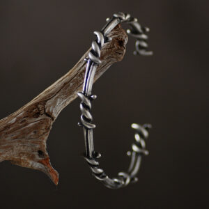 Men’S Bracelet Cuffs Twist Thorn Line Pulse Titanium Steel Geometric Bracelet Jewelry Viking Bracelet