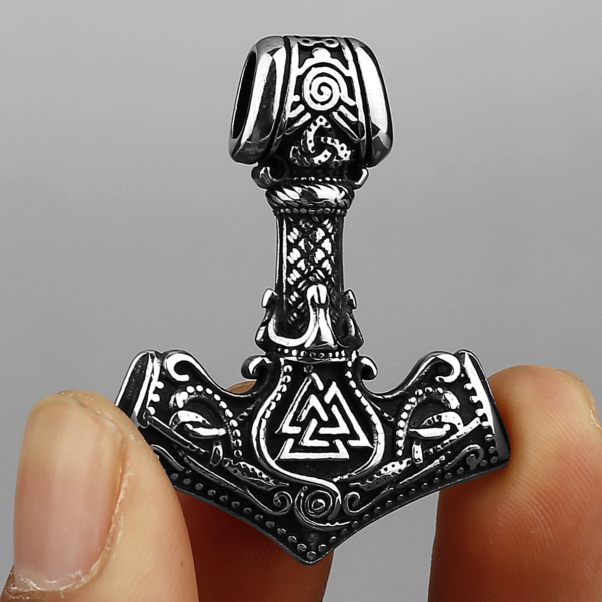 Viking Aoding Triangle Rune Titanium Steel Pendant - Image 3