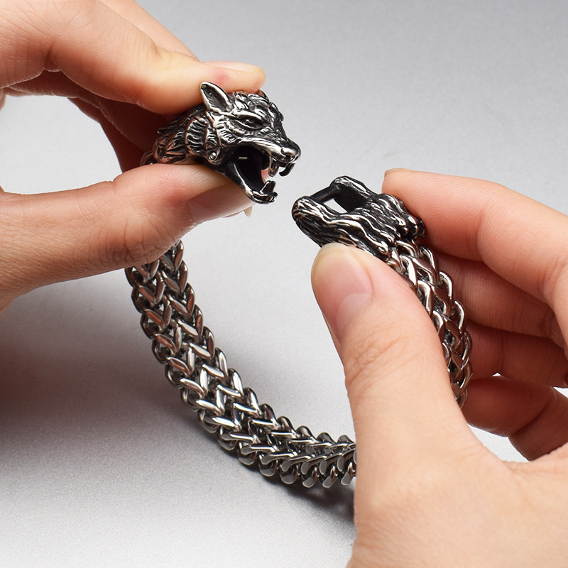 New Viking Titanium Steel Bracelet Personality Retro Bird Head - Image 8