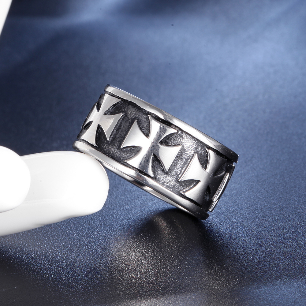 Vintage Cross Men's Titanium Steel Ring - Image 4