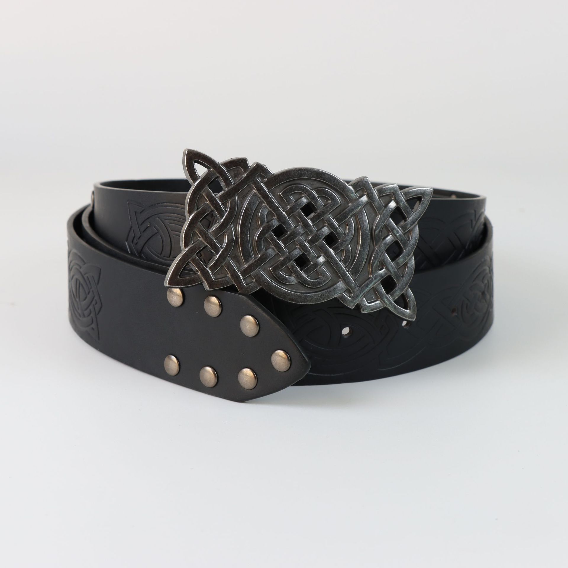 Viking Style Skateboard Buckle Embossed Rivet Belt - Image 3