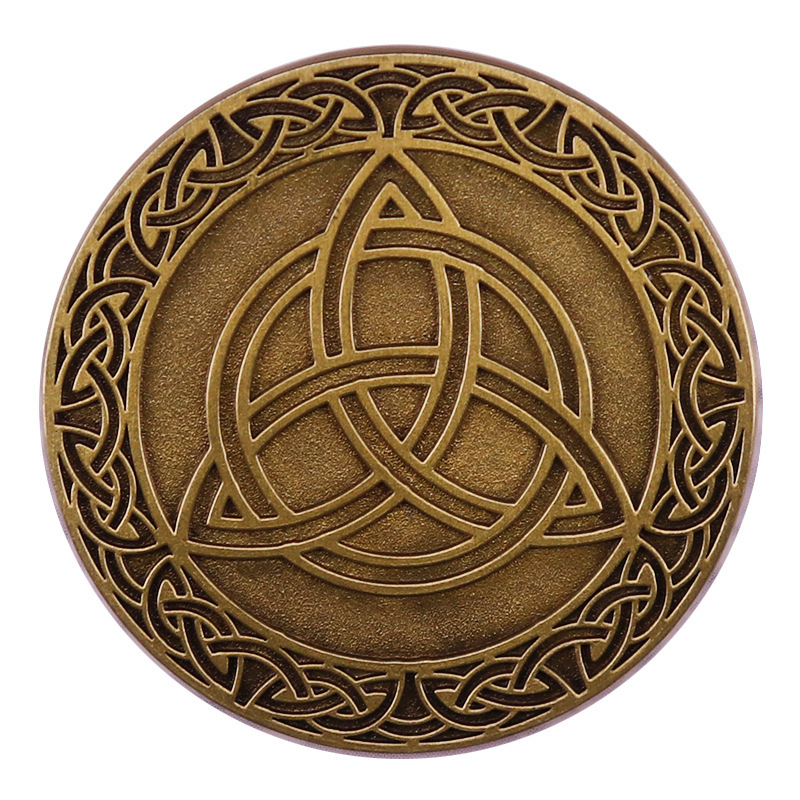 Viking Triangle Celtic Knot Brooch Backpack Ornament - Image 2