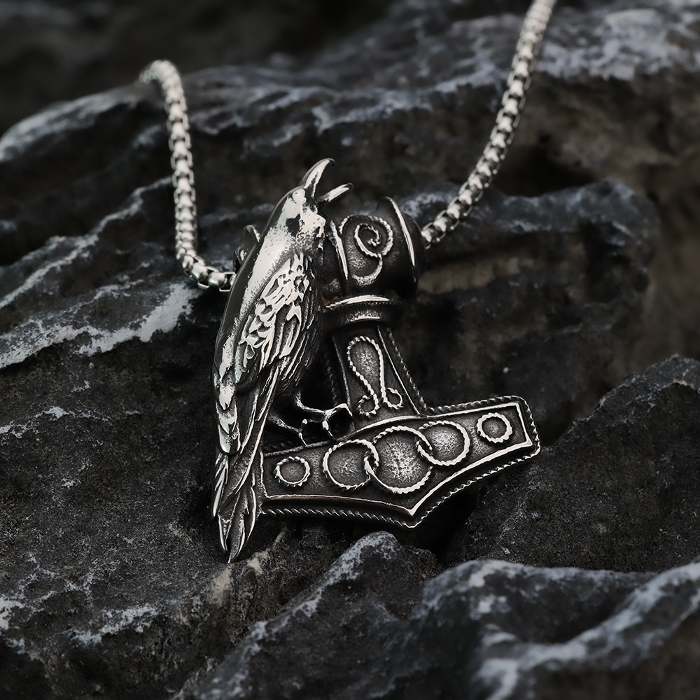 Retro Stainless Steel Men's Pendant Viking Crow Quake - Image 2