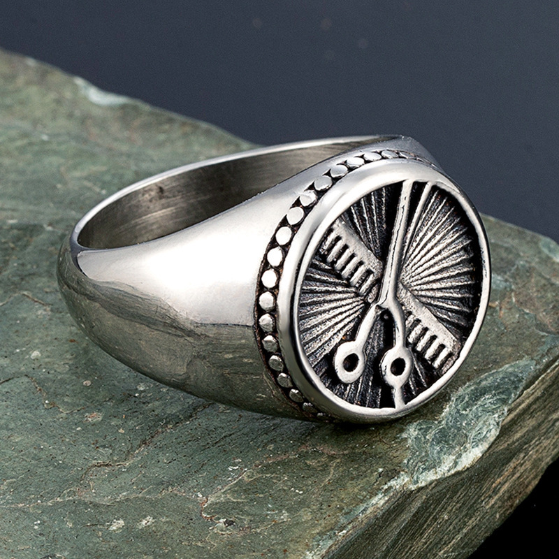 European And American Simple Titanium Steel Men's Ring - Image 3